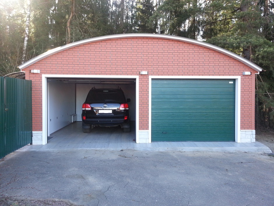 Навес - гараж для машины из поликарбоната